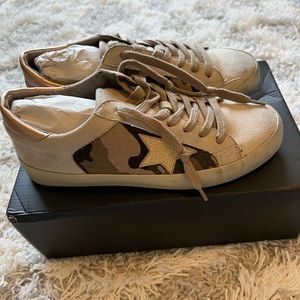 Shop Talulah Camo Star Sneaker, W7.5